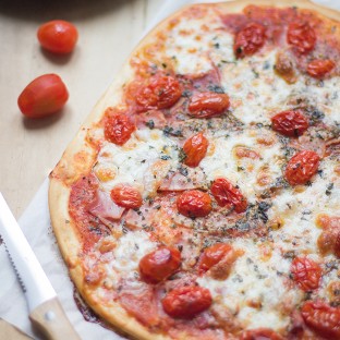 Pizza-tomates-mozza-cookeez